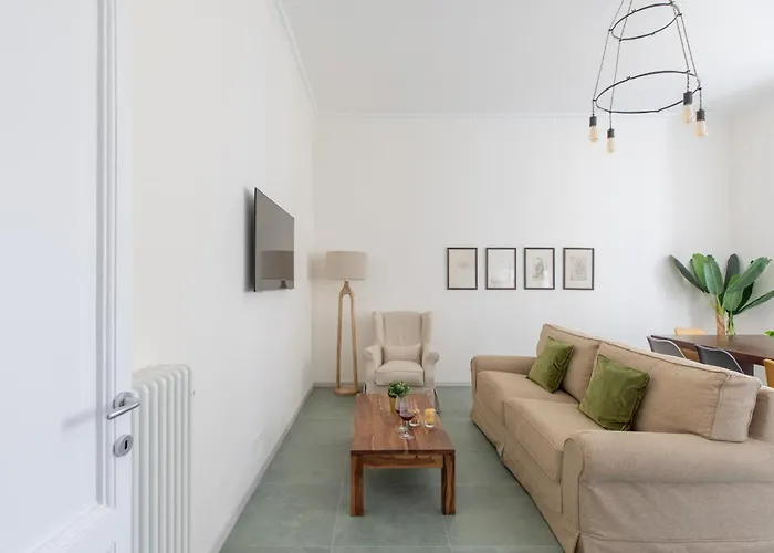 Apartment Iflat Calm & Spacious Urban Oasis Fons Trevi B13